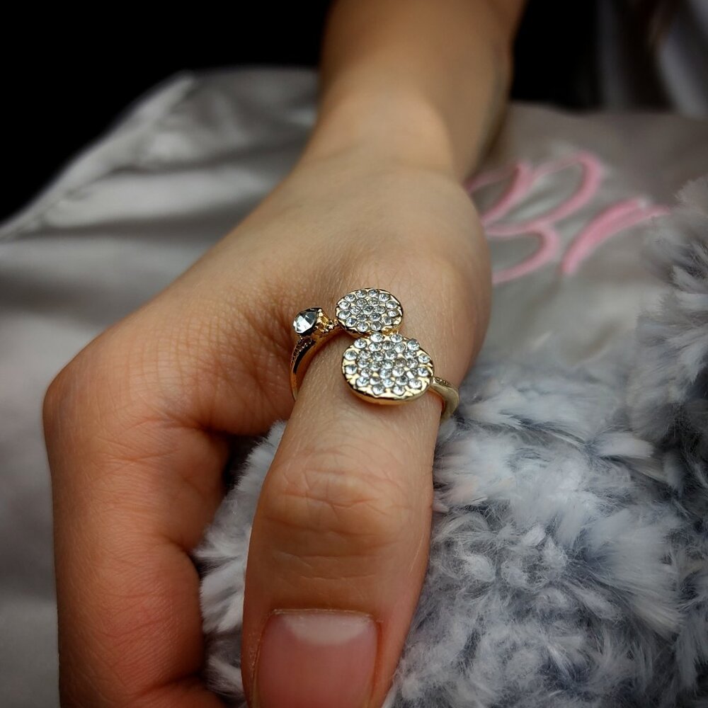Two Rounds Korean Style Crystal Ring - Picture 4 of 4